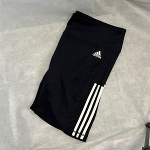 Adidas shorts EUC